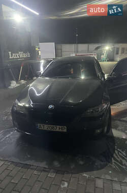 Седан BMW 5 Series 2012 в Новояворовске