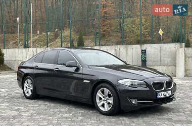 Седан BMW 5 Series 2013 в Львове