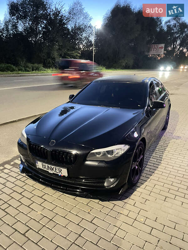 Седан BMW 5 Series 2010 в Дрогобичі