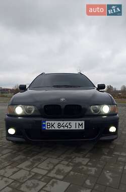 Універсал BMW 5 Series 2001 в Рівному