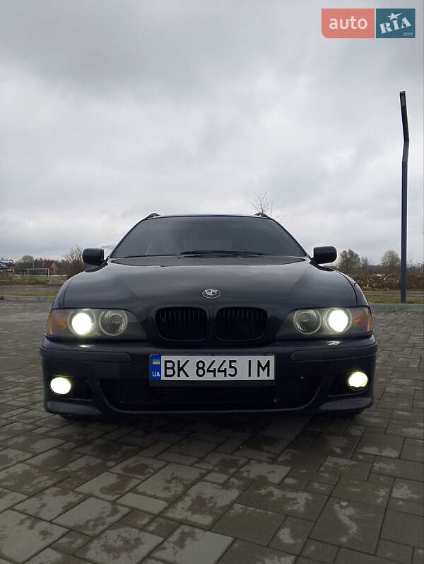 Универсал BMW 5 Series 2001 в Ровно