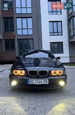 Седан BMW 5 Series 2001 в Львові