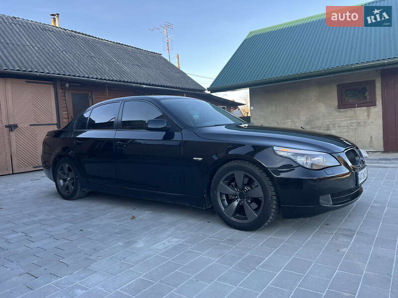 Седан BMW 5 Series 2008 в Калуші