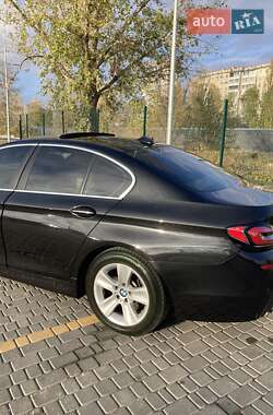 Седан BMW 5 Series 2011 в Каменском