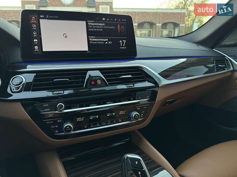Седан BMW 5 Series 2021 в Києві