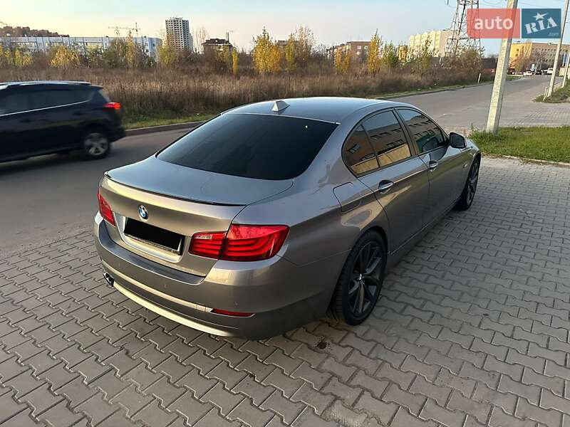 Седан BMW 5 Series 2011 в Києві