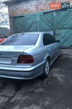 Седан BMW 5 Series 2000 в Червонограде