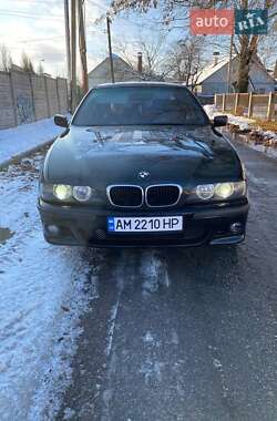 Седан BMW 5 Series 2000 в Коростышеве