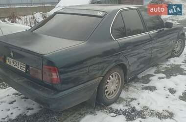 Седан BMW 5 Series 1994 в Киеве