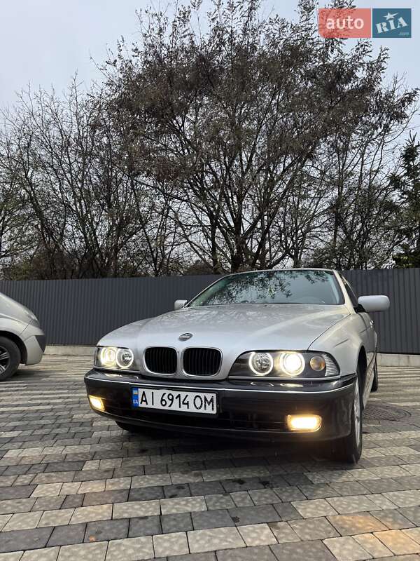 BMW 5 Series 2000