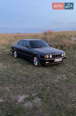 Седан BMW 5 Series 1989 в Одесі