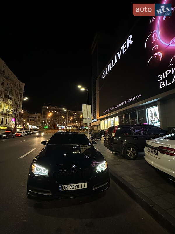 Седан BMW 5 Series 2013 в 