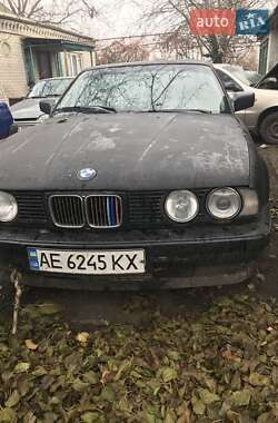 Седан BMW 5 Series 1990 в Новомосковську