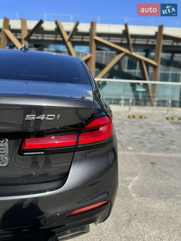 Седан BMW 5 Series 2019 в Києві