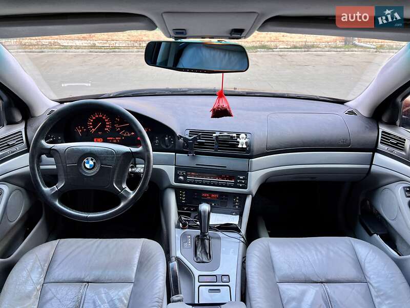 Седан BMW 5 Series 1999 в Луцке