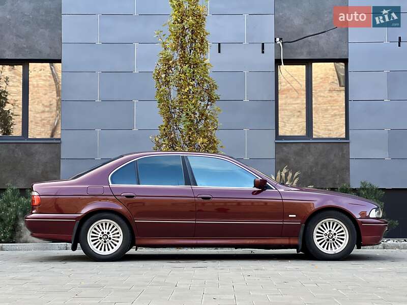 Седан BMW 5 Series 1999 в Луцке