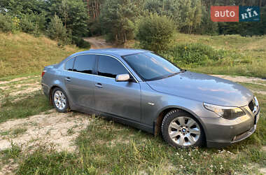 Седан BMW 5 Series 2004 в Кременці