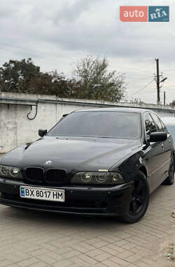 Седан BMW 5 Series 2001 в Чернівцях