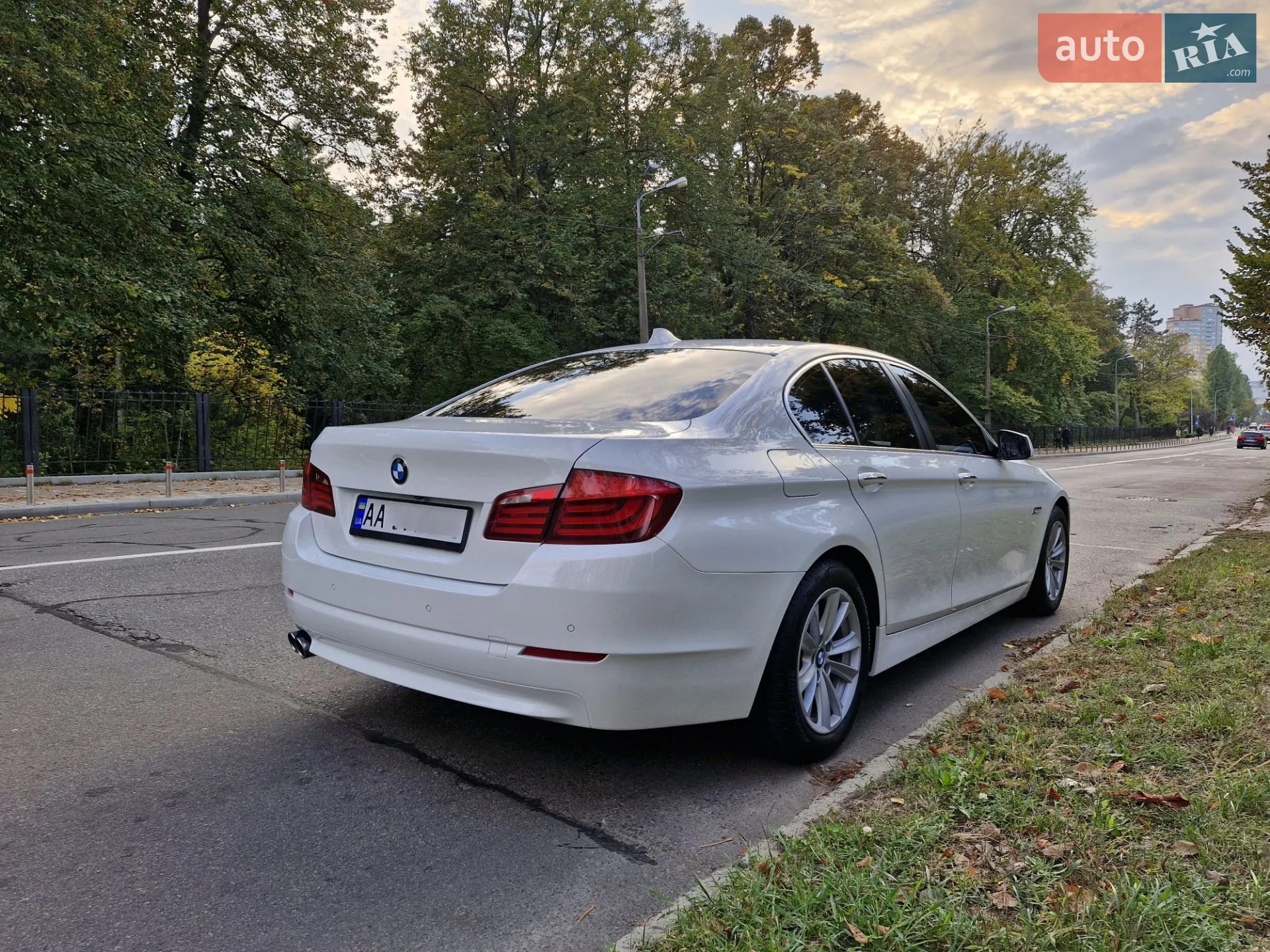 2012 BMW 5er - мініатюра 13