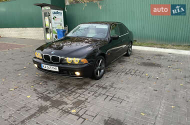 Седан BMW 5 Series 2000 в Києві