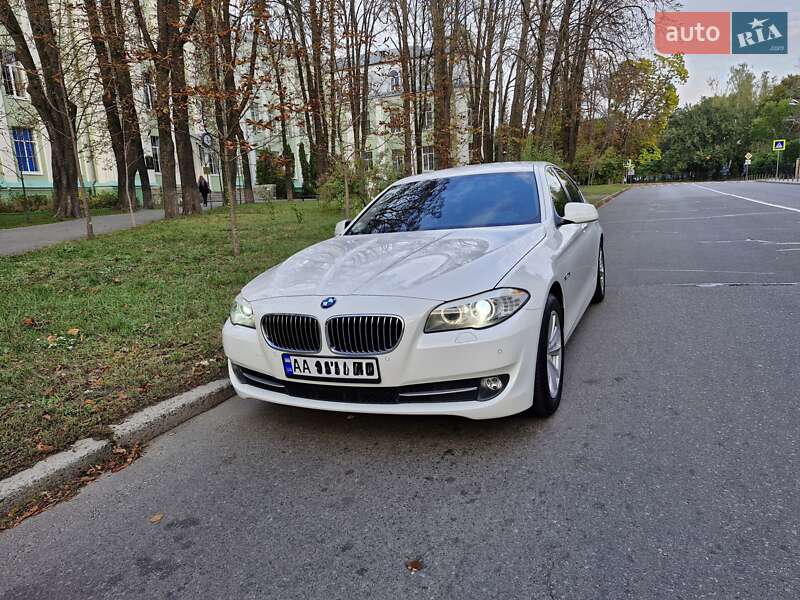 Седан BMW 5 Series 2012 в Киеве