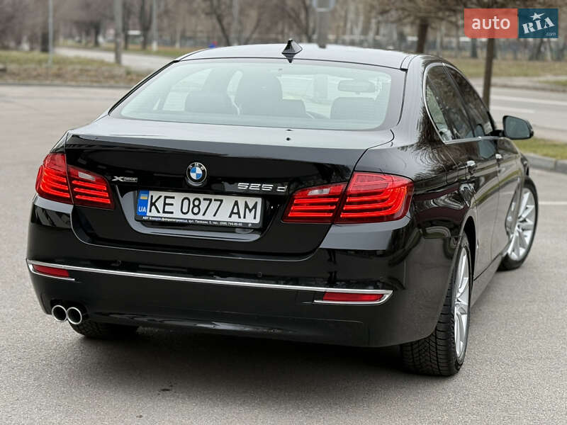 Седан BMW 5 Series 2015 в Днепре