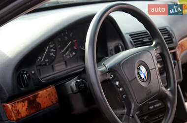 Универсал BMW 5 Series 1998 в Кременце