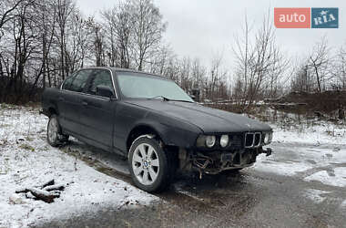 Седан BMW 5 Series 1988 в Тульчині