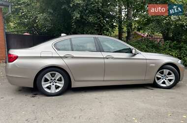 Седан BMW 5 Series 2013 в Львові