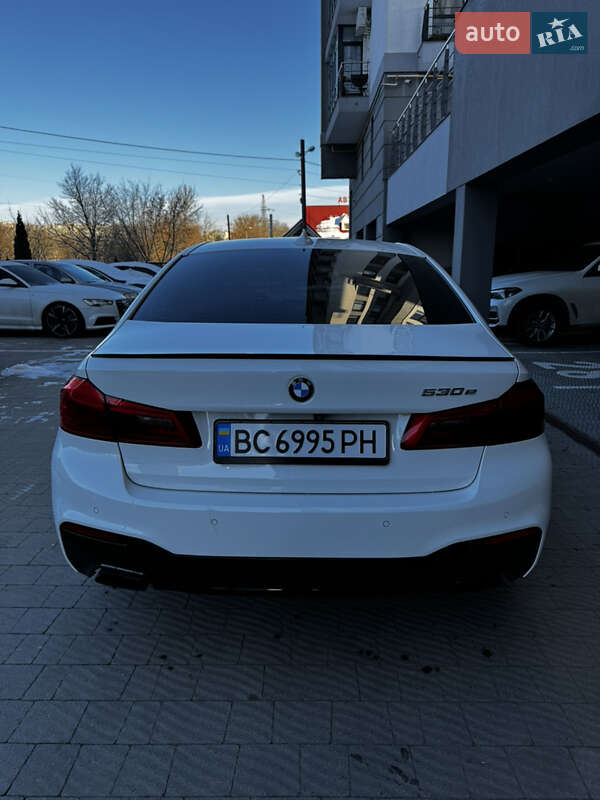 Седан BMW 5 Series 2017 в Львове
