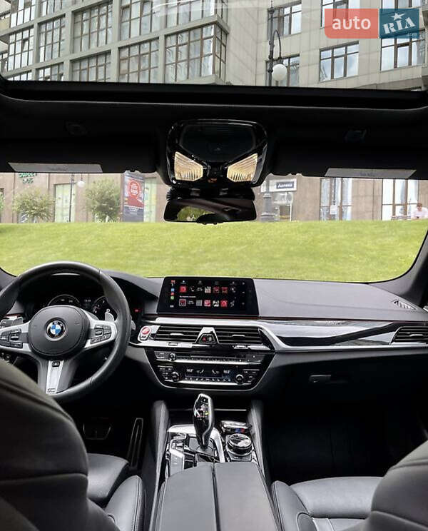 Седан BMW 5 Series 2017 в Киеве