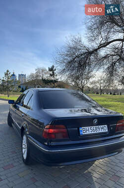 Седан BMW 5 Series 1998 в Измаиле