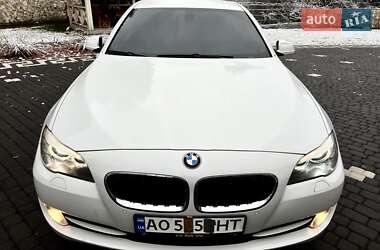 Седан BMW 5 Series 2012 в Тячеве