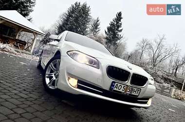 Седан BMW 5 Series 2012 в Тячеве