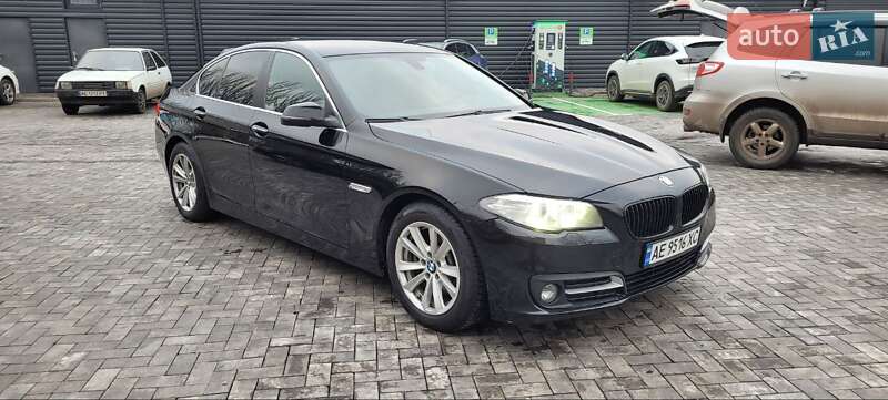 Седан BMW 5 Series 2016 в Кривому Розі