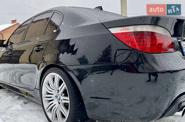 Седан BMW 5 Series 2007 в Львові