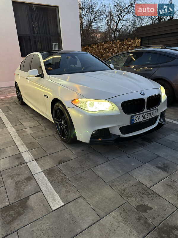 Седан BMW 5 Series 2012 в Києві