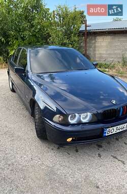 Седан BMW 5 Series 1999 в Бучаче