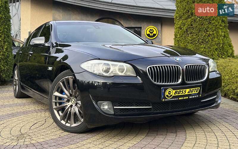 Седан BMW 5 Series 2010 в Львові