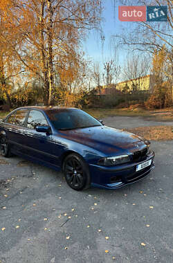 Седан BMW 5 Series 2001 в Миронівці