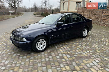 Седан BMW 5 Series 2000 в Запорожье