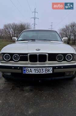 Седан BMW 5 Series 1990 в Миколаєві