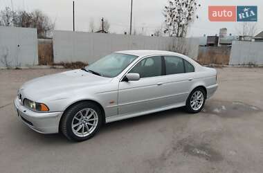 Седан BMW 5 Series 2000 в Рокитном