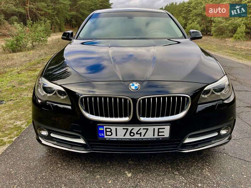 Седан BMW 5 Series 2016 в Кременчуці