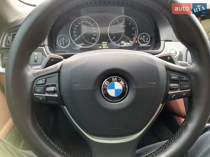 Седан BMW 5 Series 2012 в Дніпрі