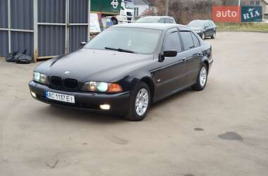 Седан BMW 5 Series 1999 в Горохові