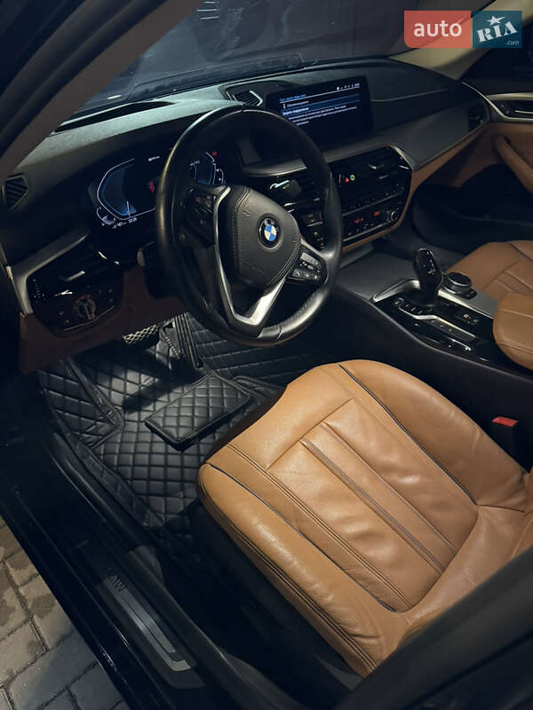 Седан BMW 5 Series 2019 в Запорожье