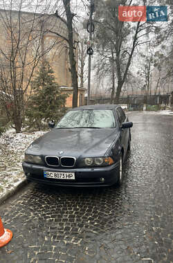 Универсал BMW 5 Series 2002 в Львове