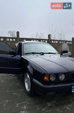 Седан BMW 5 Series 1995 в Бориславі