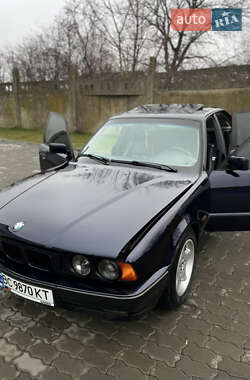 Седан BMW 5 Series 1995 в Бориславі